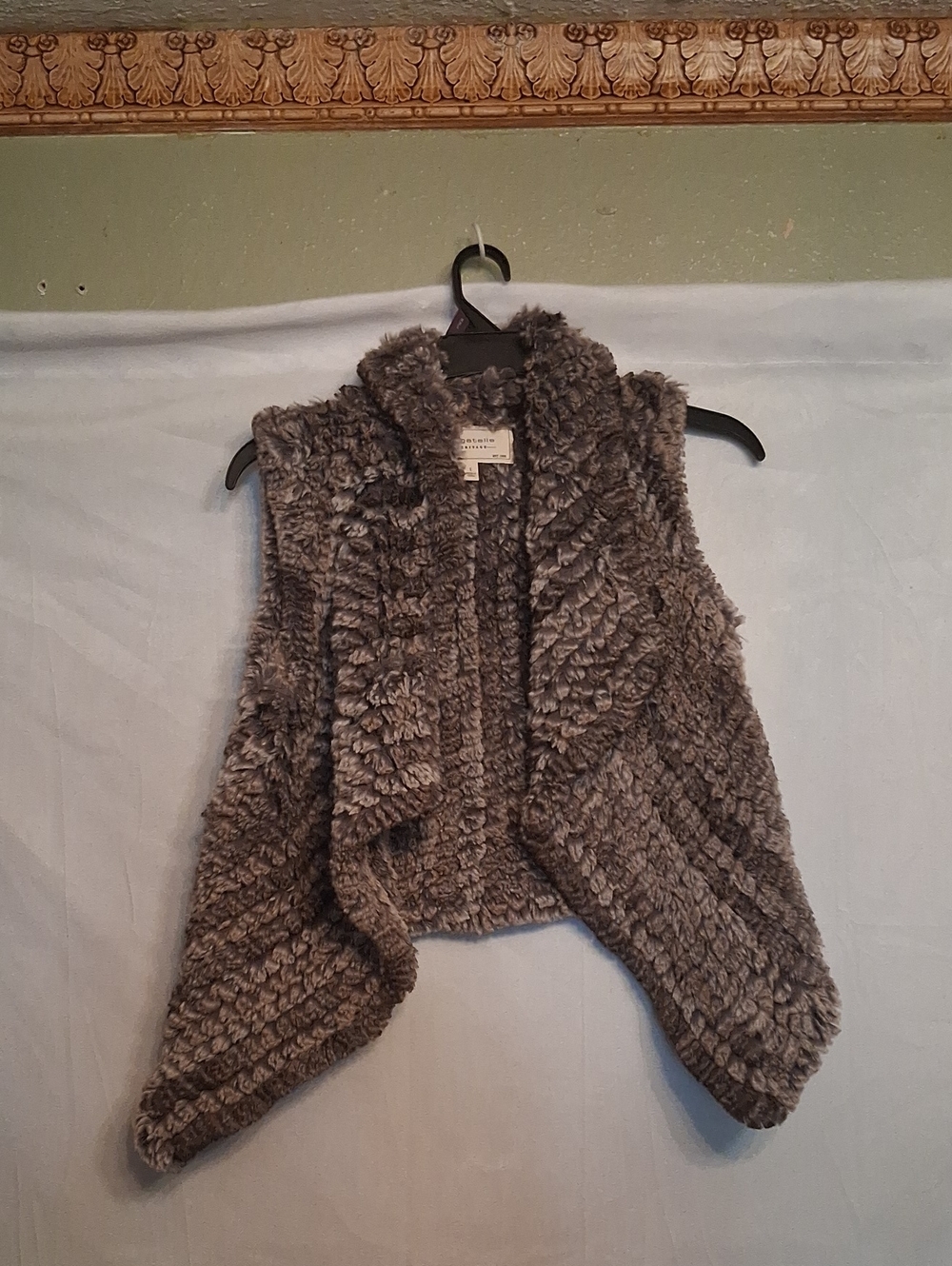Bagatelle Cozy Faux-Shearling Open Front Vest - Taupe Size Small